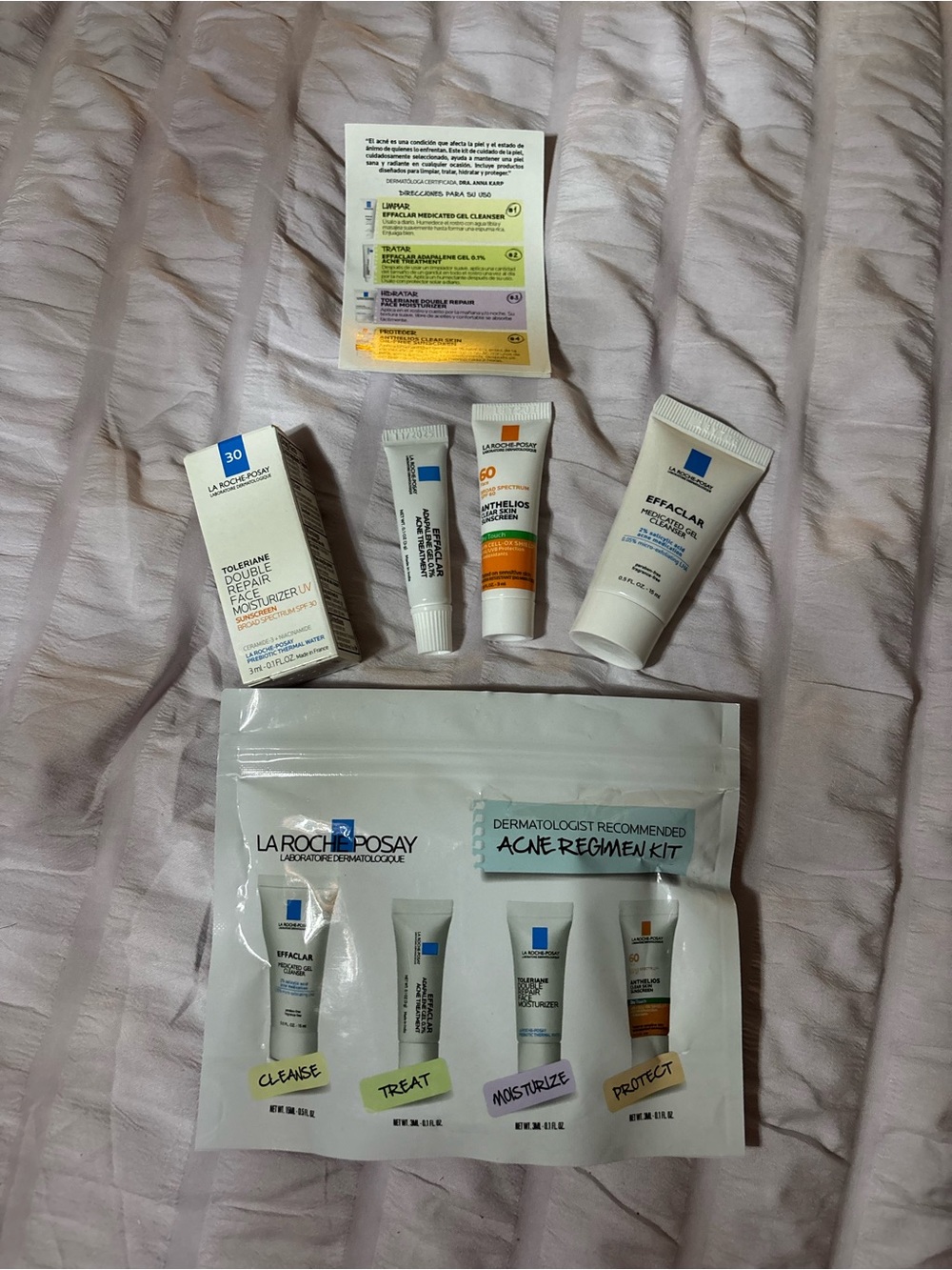La Roche-Posay Acne Regimen Kit - White & Cream Travel Set